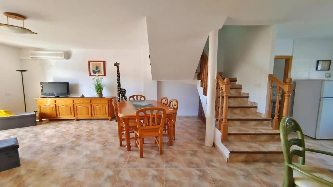 Vacay Villa Mateua, A Paso De Playa! L'Escala Apartment