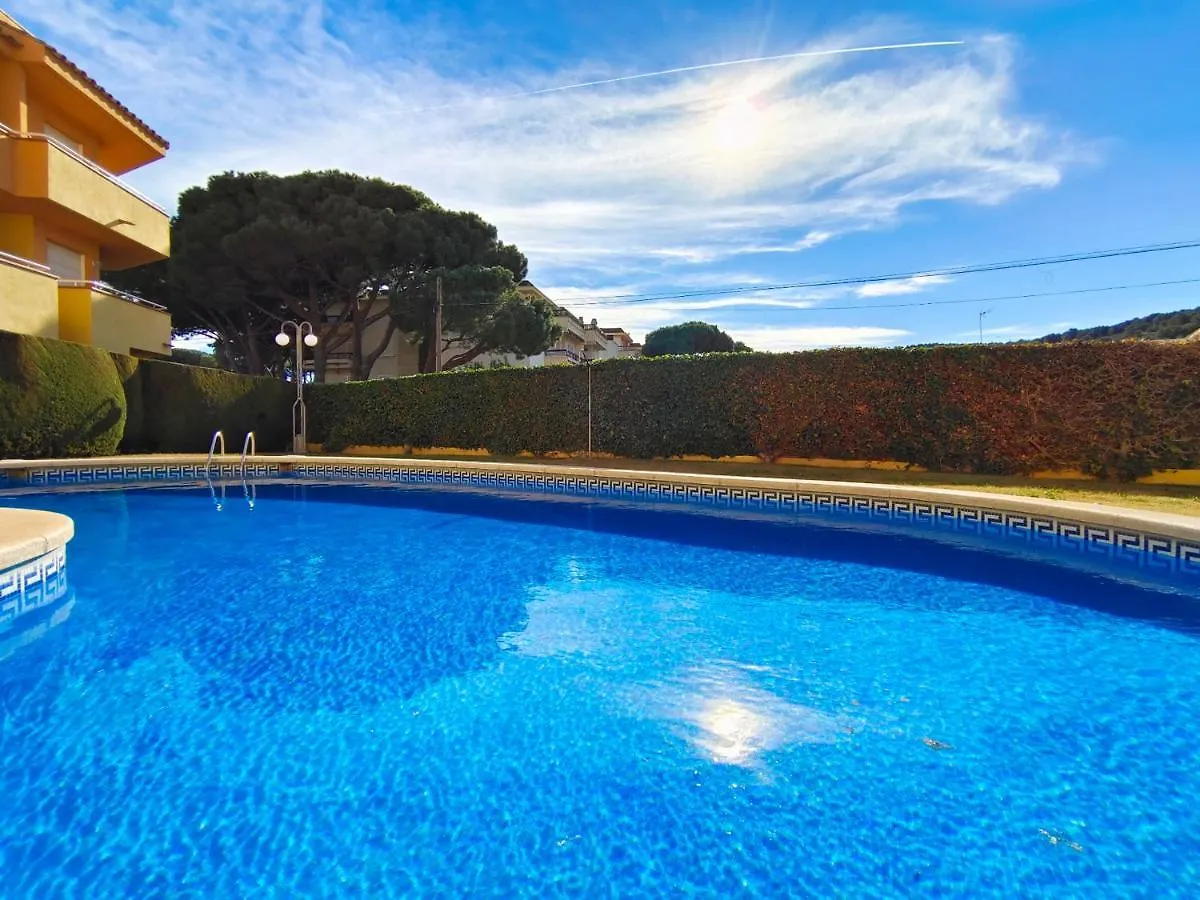 Apartment Vacay Villa Mateua, A Paso De Playa! L'Escala Spain