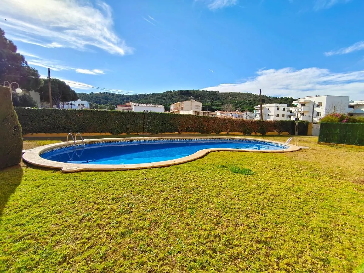 Vacay Villa Mateua, A Paso De Playa! L'Escala Apartment