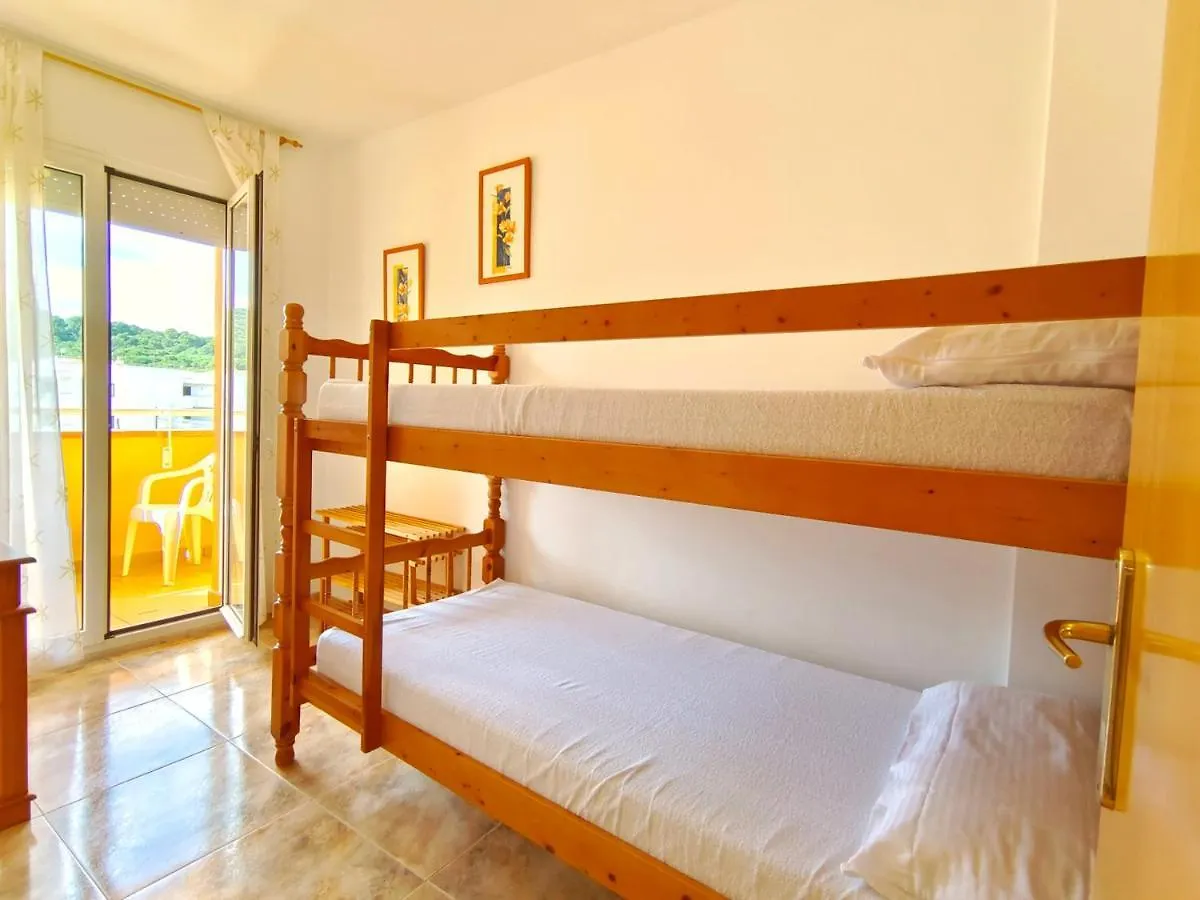 Vacay Villa Mateua, A Paso De Playa! L'Escala Apartment