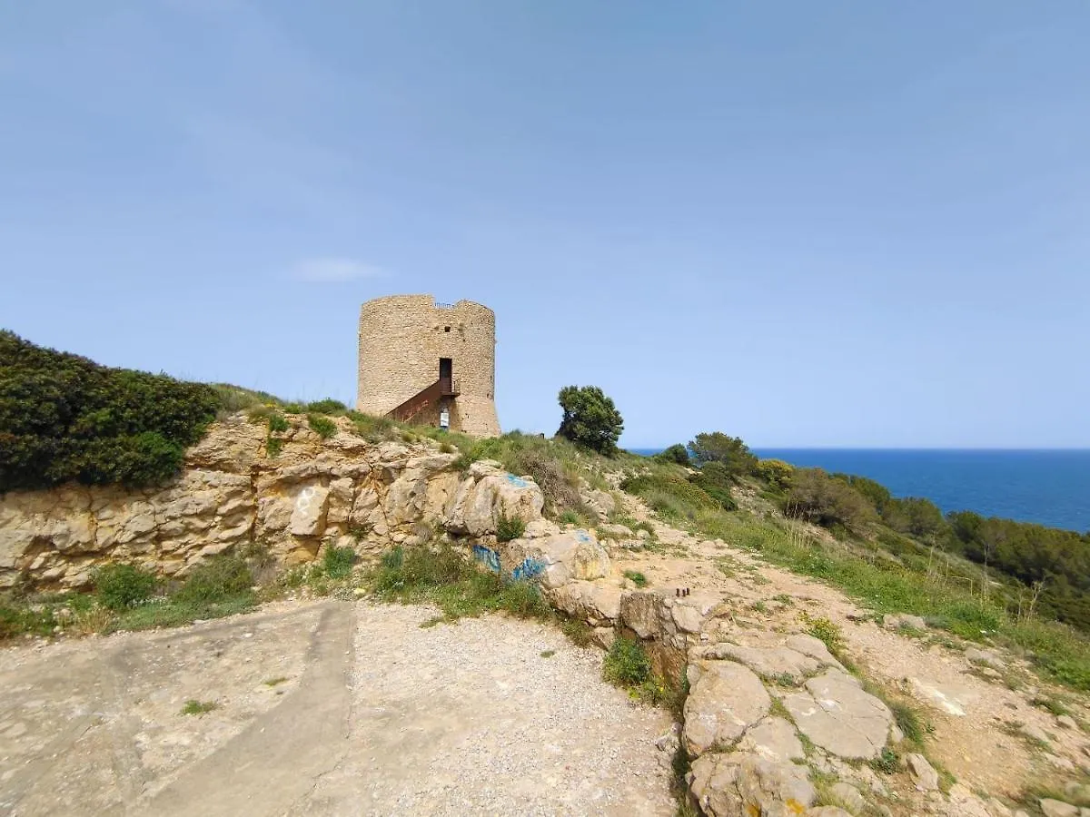 Vacay Villa Mateua, A Paso De Playa! L'Escala Apartment